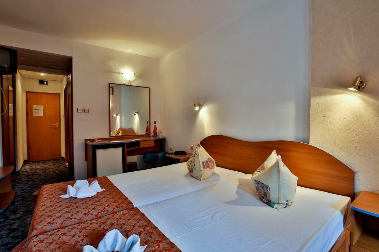 Kamchia Park Hotel Golden Sands Exterior photo
